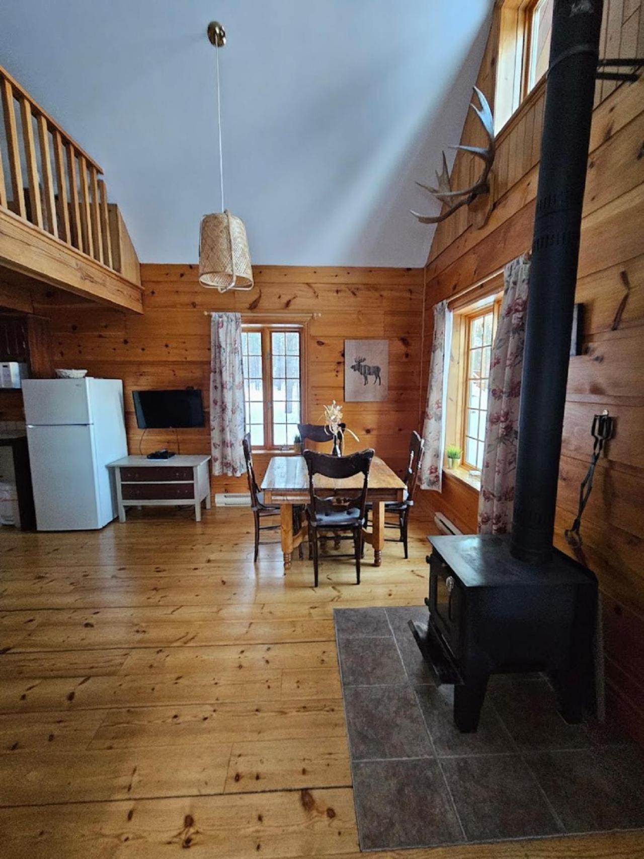 Les Chalets Sur Le Cap Saint Joachim Zewnętrze zdjęcie