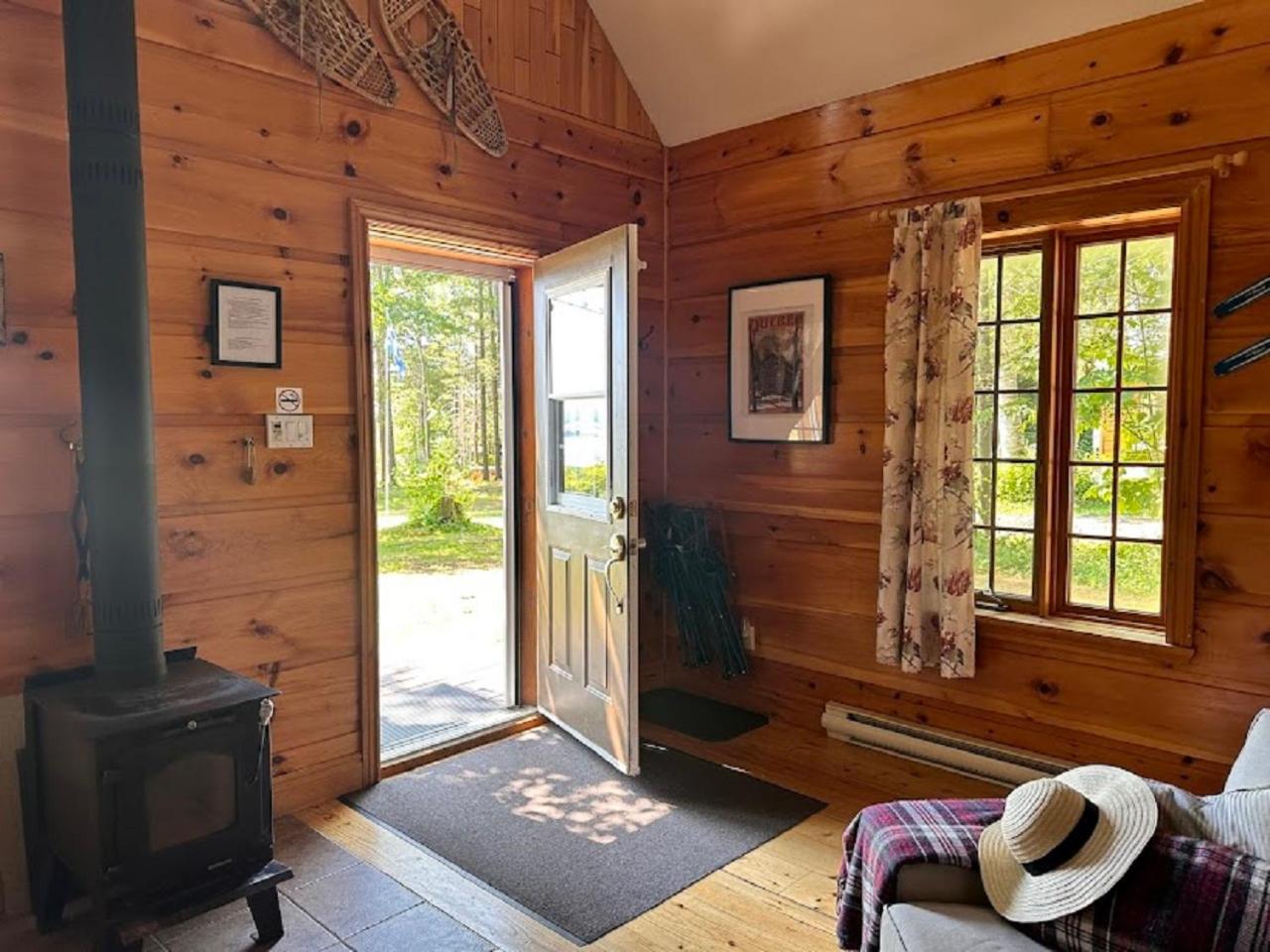 Les Chalets Sur Le Cap Saint Joachim Zewnętrze zdjęcie